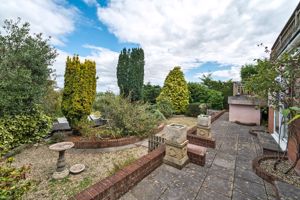 Photo 8- click for photo gallery